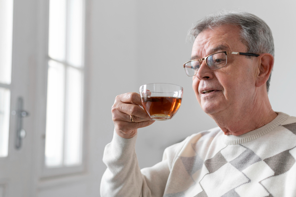 Как пить чай в пожилом возрасте польза и вред чая для пожилых